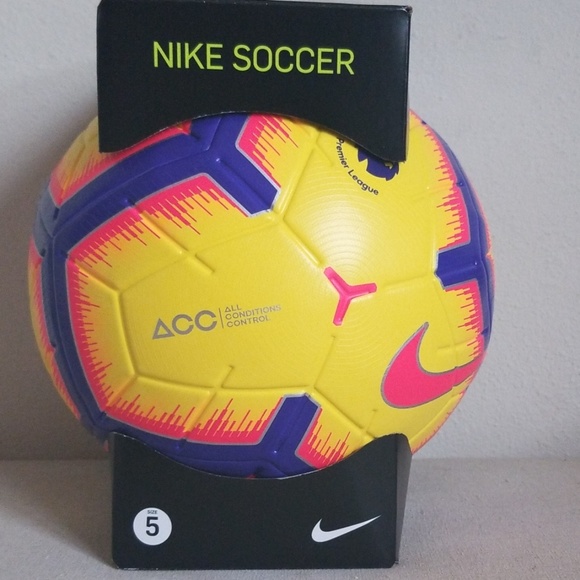 Nike Merlin 2018-2019 Match Soccer Ball #5 - Picture 2 of 8
